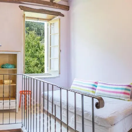 Rocca Holiday home Nikiana