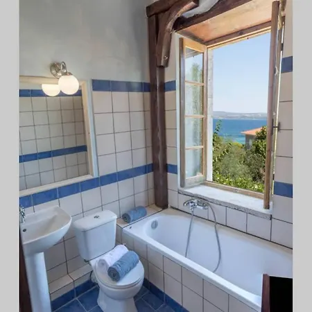 Rocca Case de vacanță Nikiana